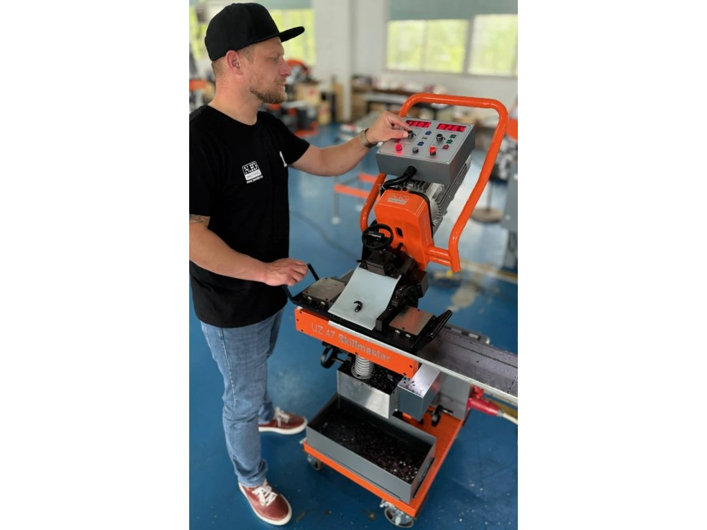 N.KO Automatische Schweisskantenfräsmaschine UZ47 SKILLMASTER