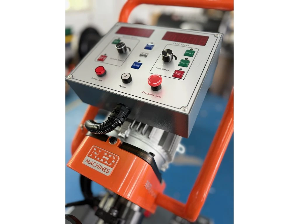 N.KO Automatische Schweisskantenfräsmaschine UZ47 SKILLMASTER