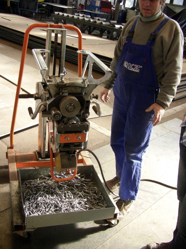 N.KO  Chanfreineuse de lignes de soudure UZ15 RAPID
